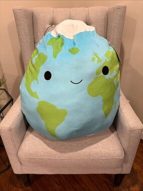 NWT! 24” Roman the Earth Squishmallow      squishmallows plush toy toys stuffed